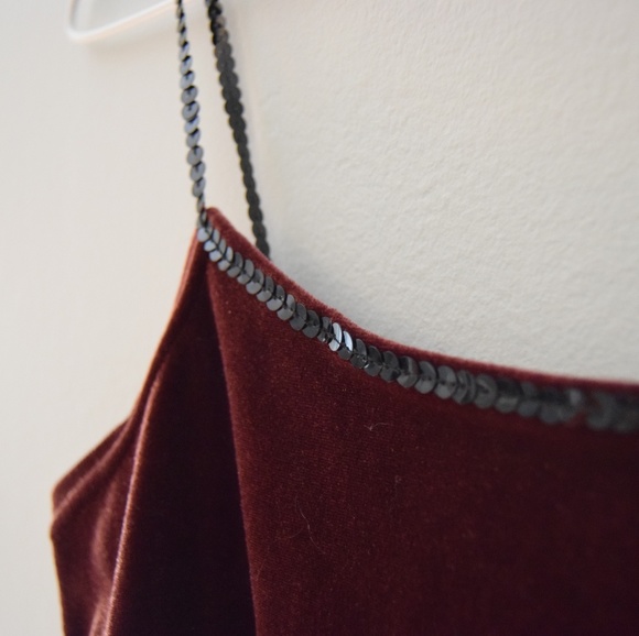 90's Deep Purple Sequin Strapped Velvet Tank Top - Picture 2 of 2